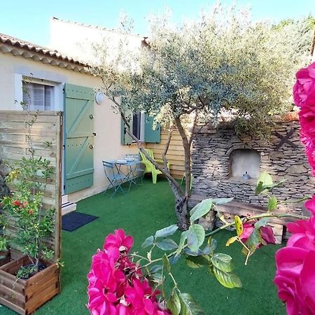 Gite De L'Olivier, Classe, Climatise, Jardin Avec Parking Gratuit Devant Le Logement Et A 5 Minutes Du Centre-Ville A Pied LʼIsle-sur-la-Sorgue Exteriér fotografie