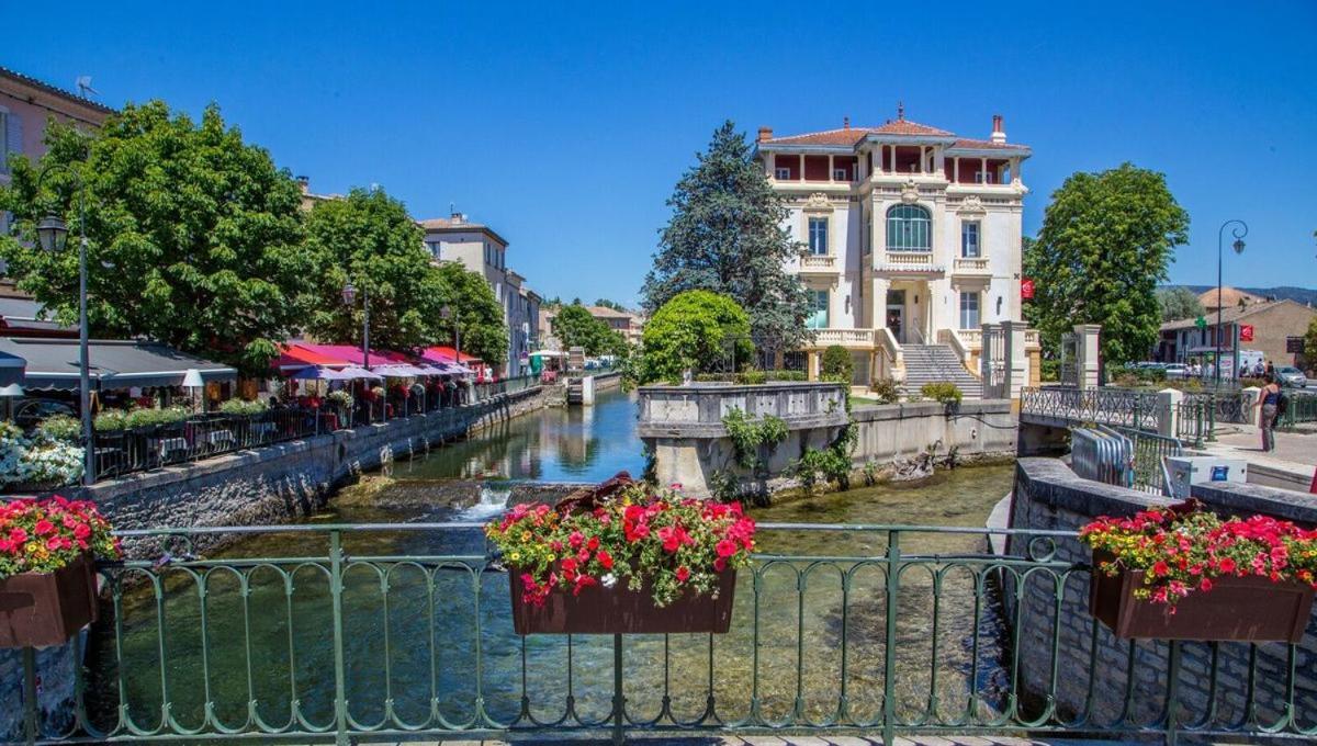 Gite De L'Olivier, Classe, Climatise, Jardin Avec Parking Gratuit Devant Le Logement Et A 5 Minutes Du Centre-Ville A Pied LʼIsle-sur-la-Sorgue Exteriér fotografie